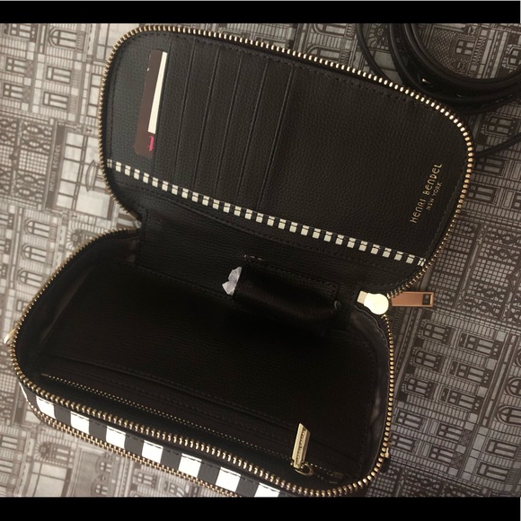 Henri Bendel Phone Wallet Crossbody Bag Centennial - Picture 7 of 8